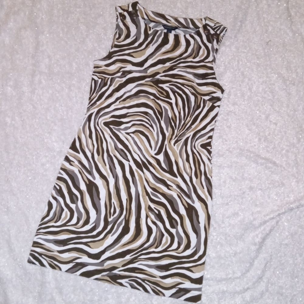 Banana Republic NWT Animal Print Sleeveless Boat Neck Shift Dress size Small